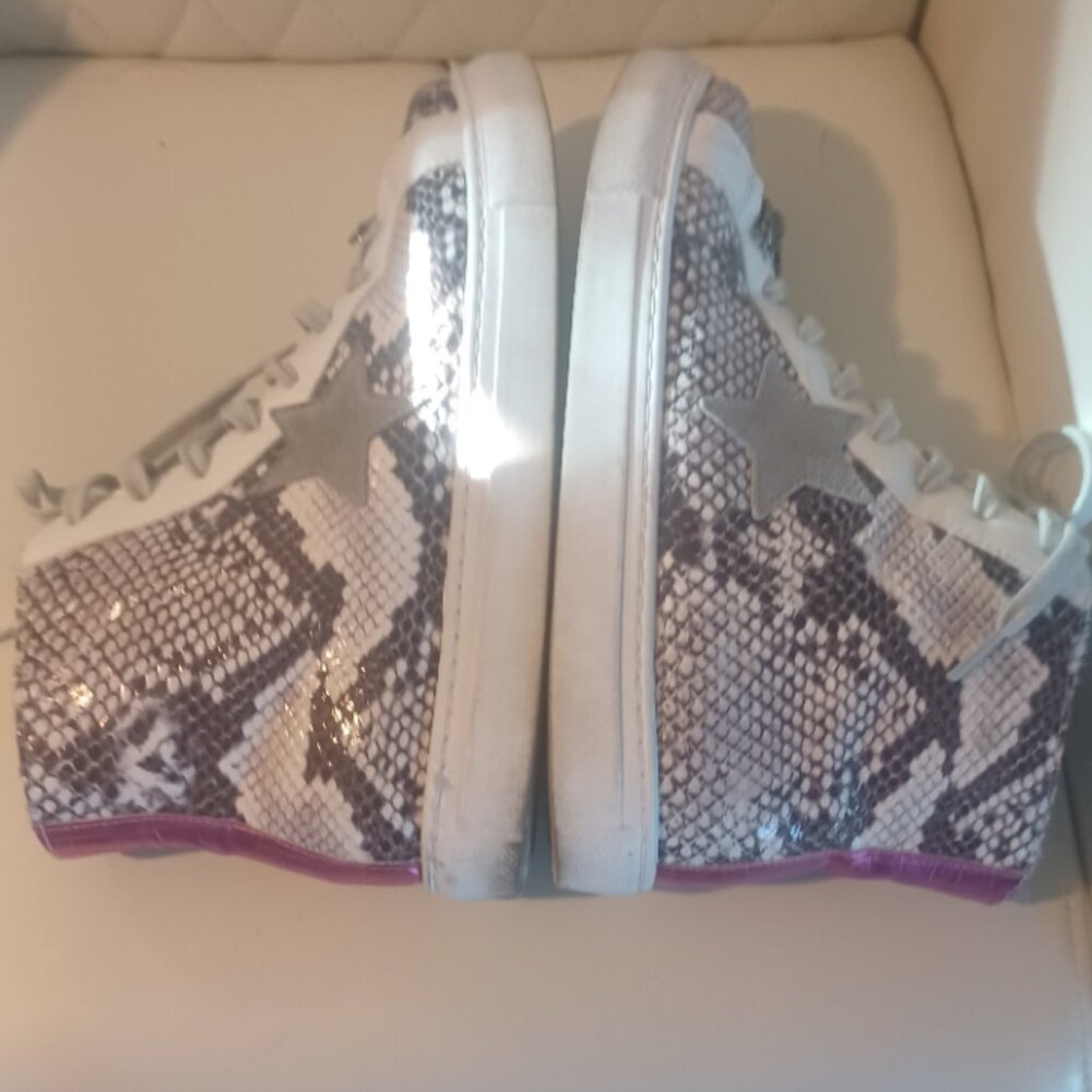 Steve Madden Snakeskin Zip Up High Top Italian Sneakers Lace Up Pink on Back 9.5 - Picture 4 of 7
